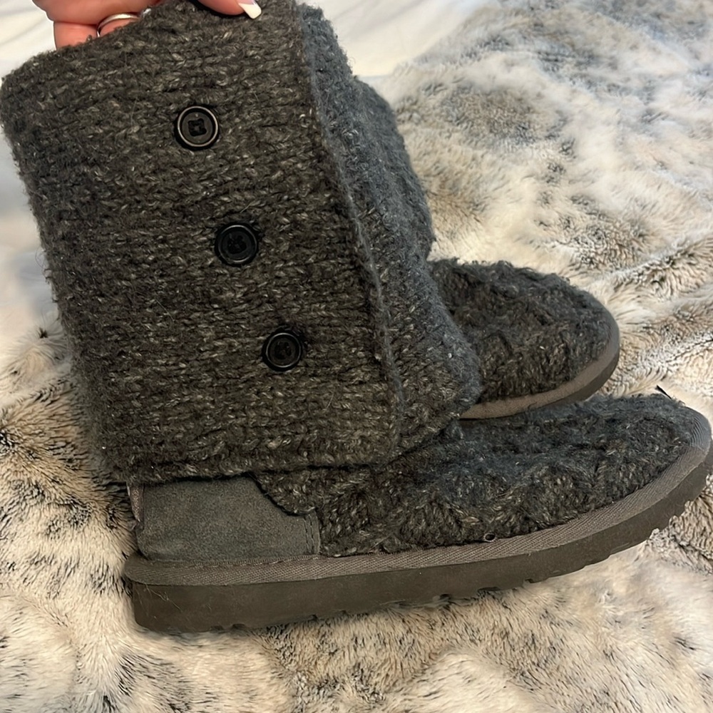 UGGs